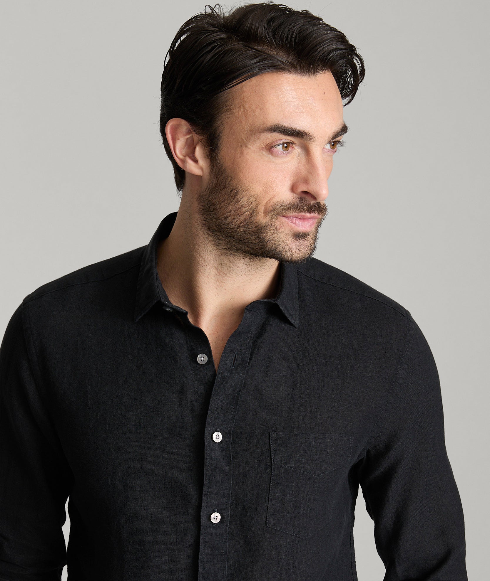 Spread collar and chest-pocket view
