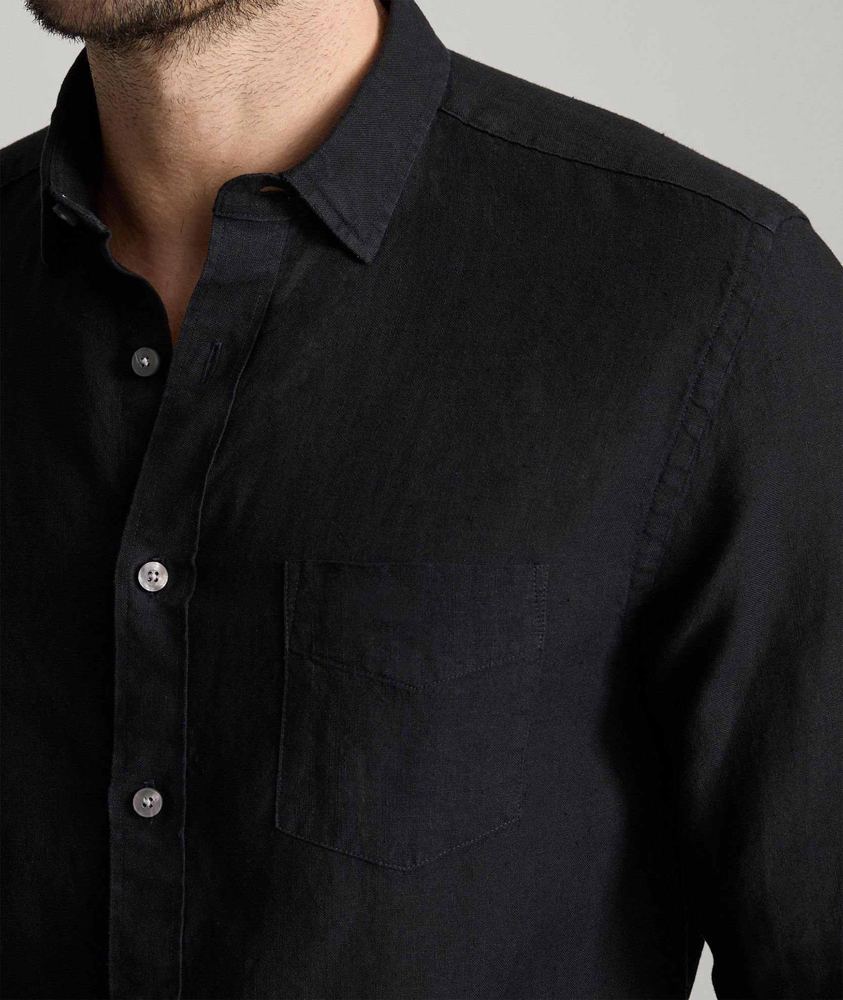 Side profile with untucked hem