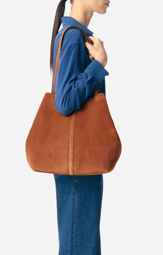 Large Calf Leather Daily Tote — side or scale view