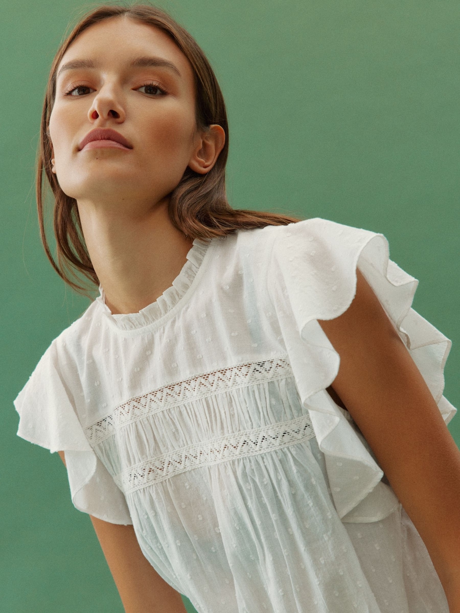 Dobby Lace Detail Short Sleeve Blouse angle 5