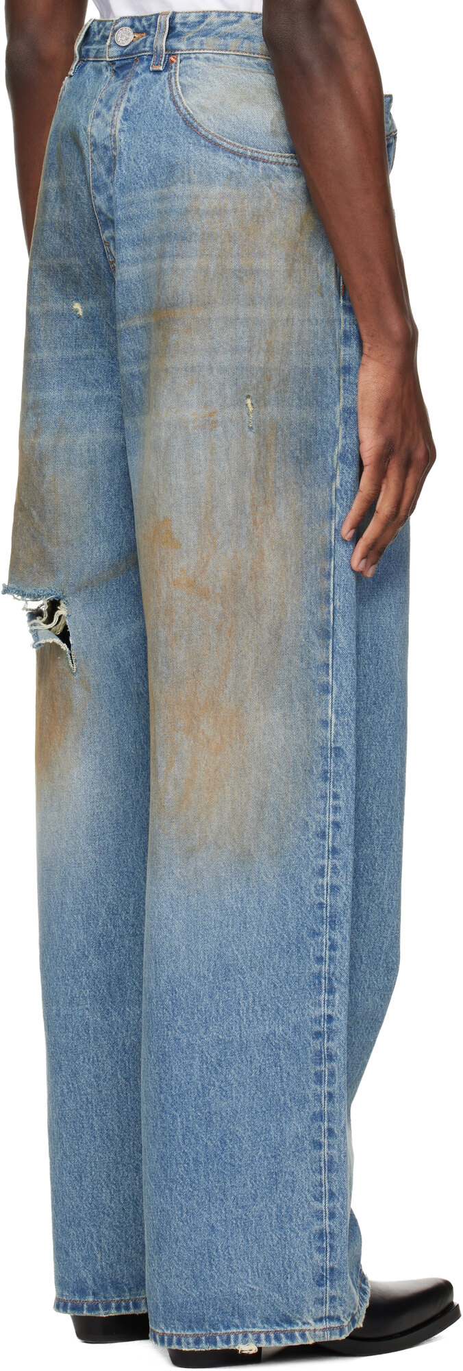 rear view with flipped pocket logic