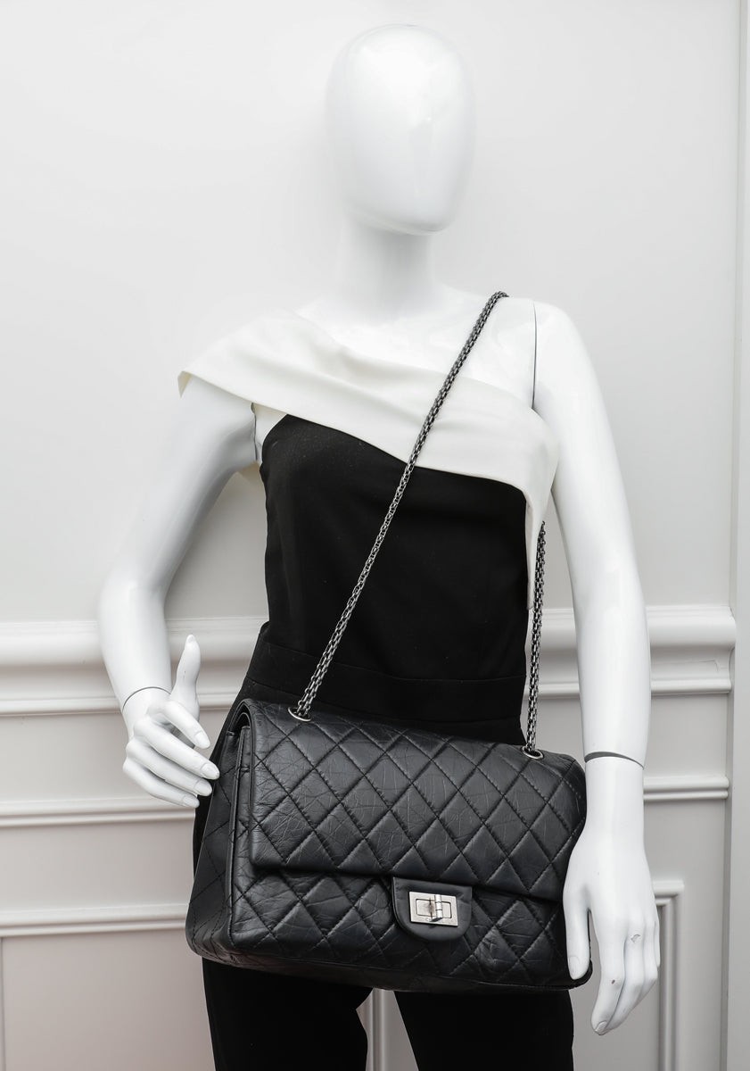 scale on mannequin