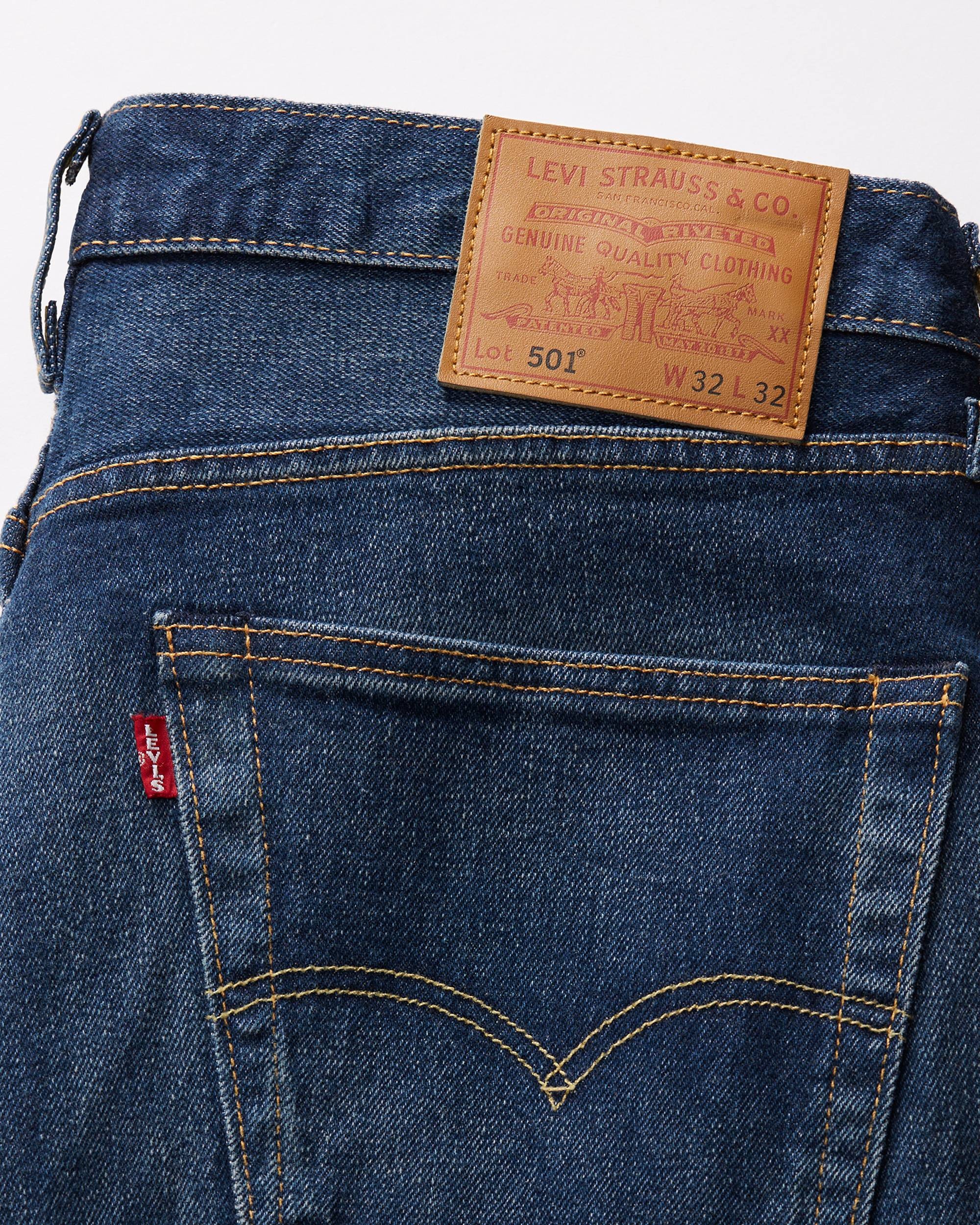 back-pocket arcuate stitching