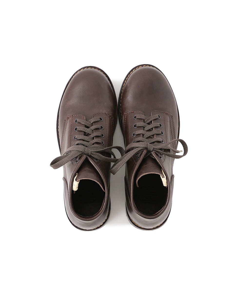 Side view with cap-toe structure