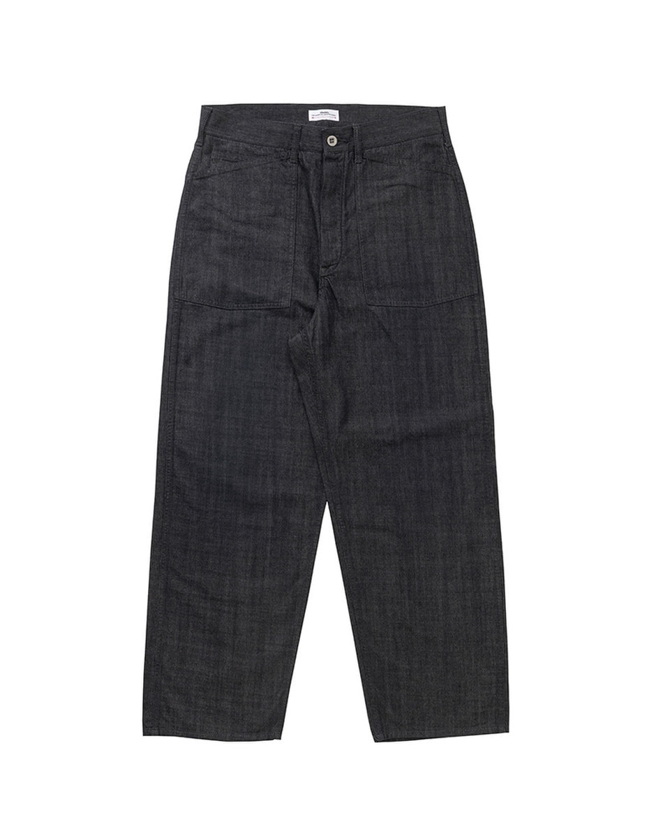 Black colourway view