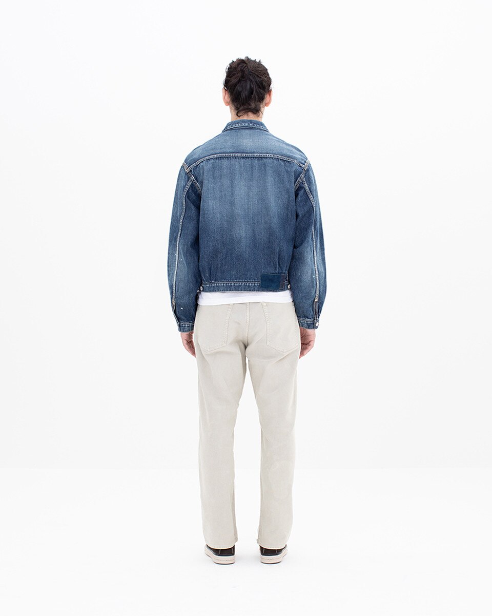 Interior/side view of the denim construction