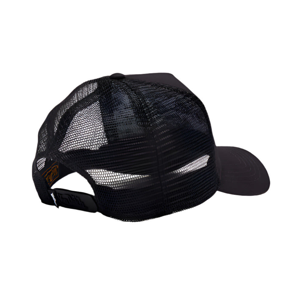 back-side detail of the adjustable trucker construction