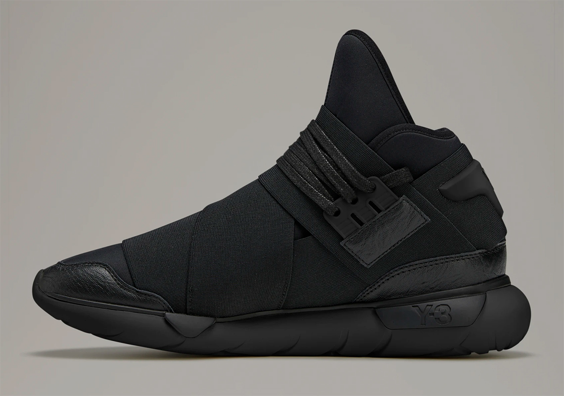 black tonal angle