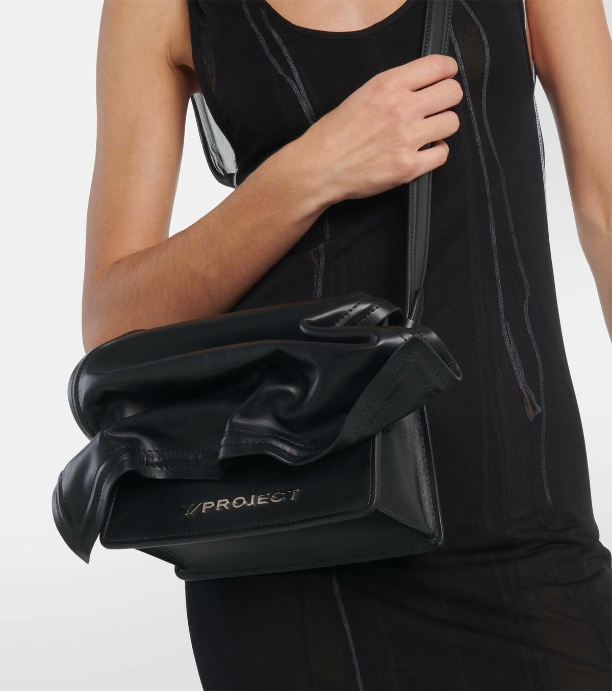 Mini Wire Crossbody Bag