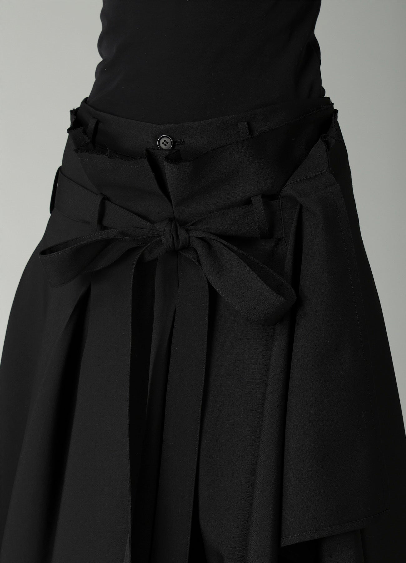 waist detail