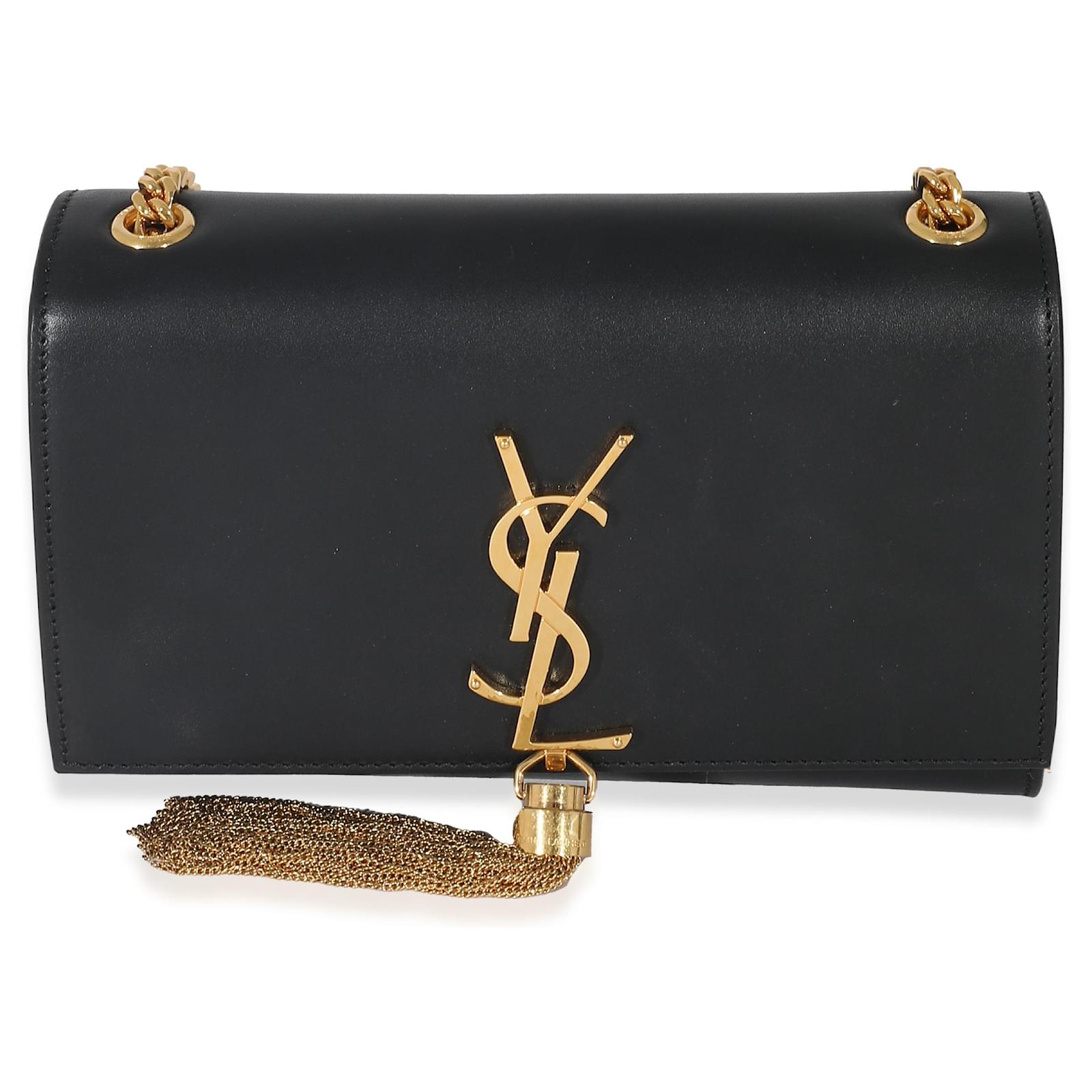 Front packshot — the clean flap and gold-tone YSL monogram