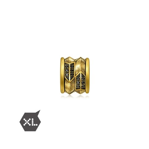 Chow Sang Sang Black Diamond Arrow Feather Gold Charm