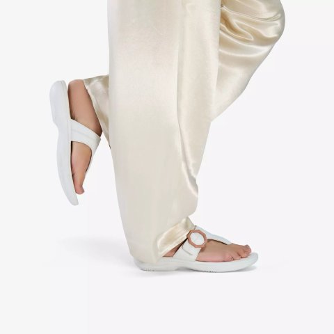 Clarks Breeze Cove Women's Flip Flop Off White