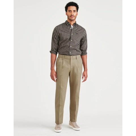 Dockers Signature Pleated Classic Khakis Stain Defender