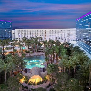 Expedia hotels summer sale