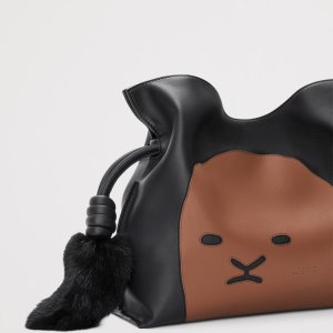 New Arrivals: LOEWE Lion Intarsio Flamenco Clutch
