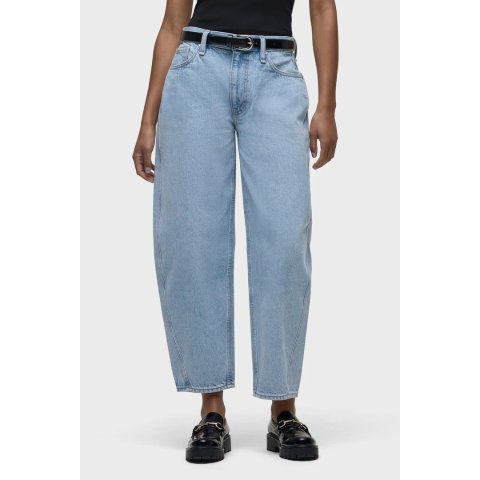 Hudson Jeans Courtney Baby Barrel Italian Fabric Jeans