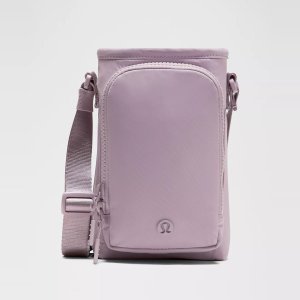 lululemon Water Bottle Crossbody with Front Pocket 2L