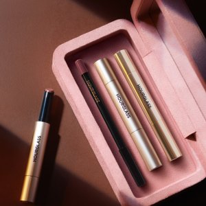 Hourglass Phantom Smoothing Blur Lip Balm