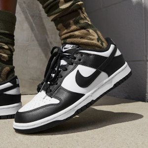 SHOP SIMON Nike Sale