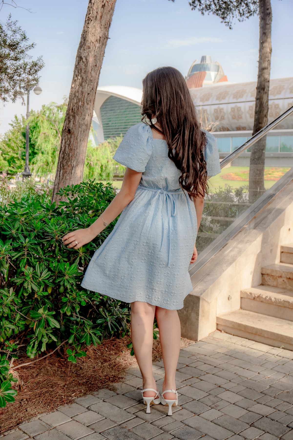 Cool blue linen dress outfit