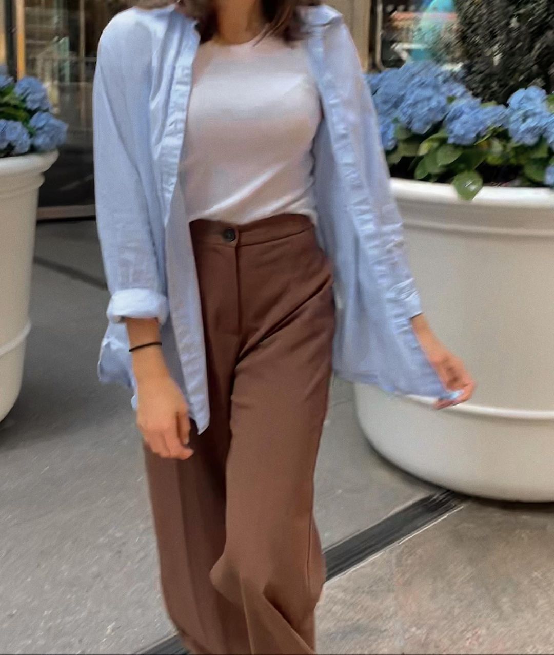 Cool blue with brown and tan accessories