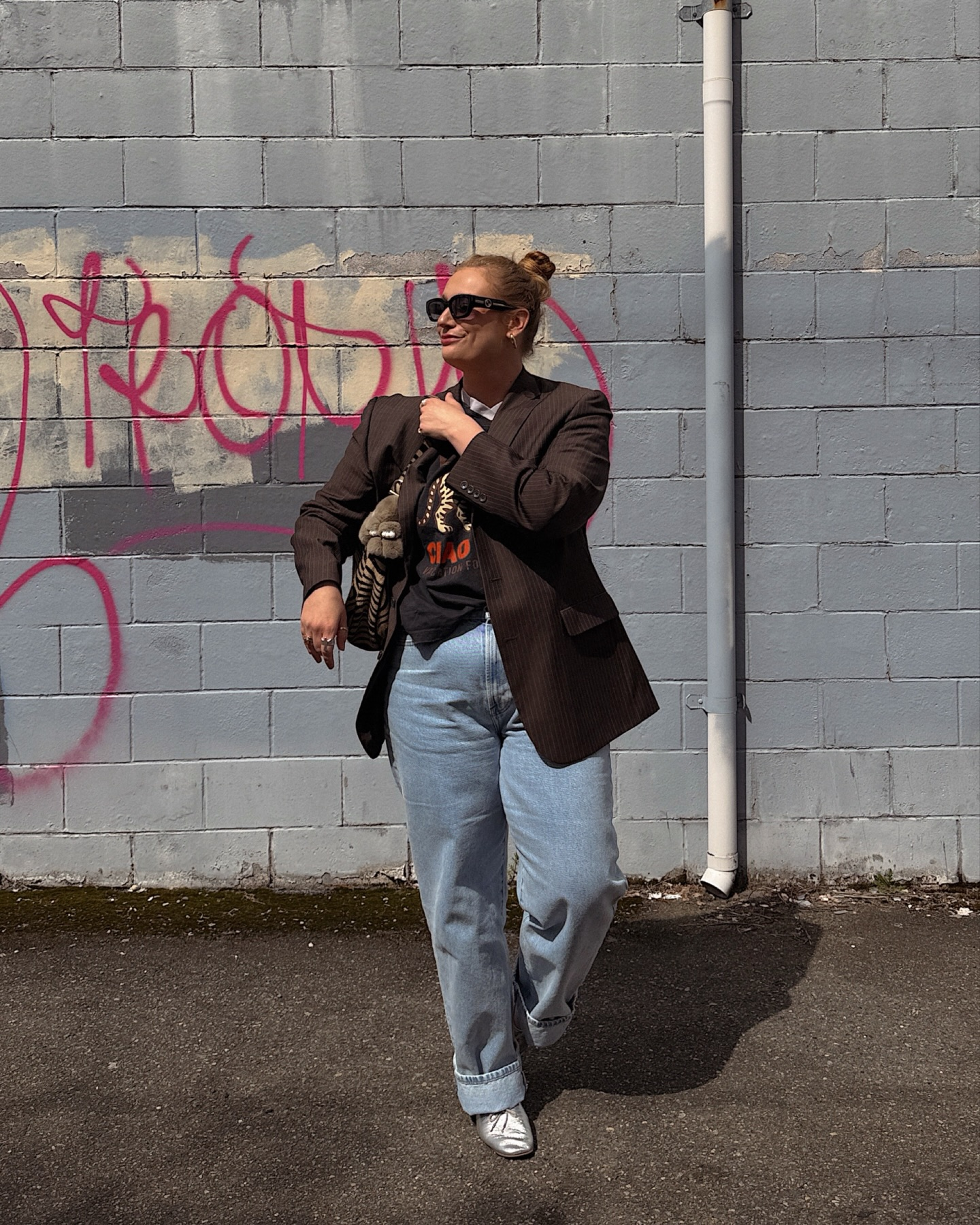 The $400 Weekend Wardrobe Refresh Challenge: Denim, Blazer, Knit, and Flats